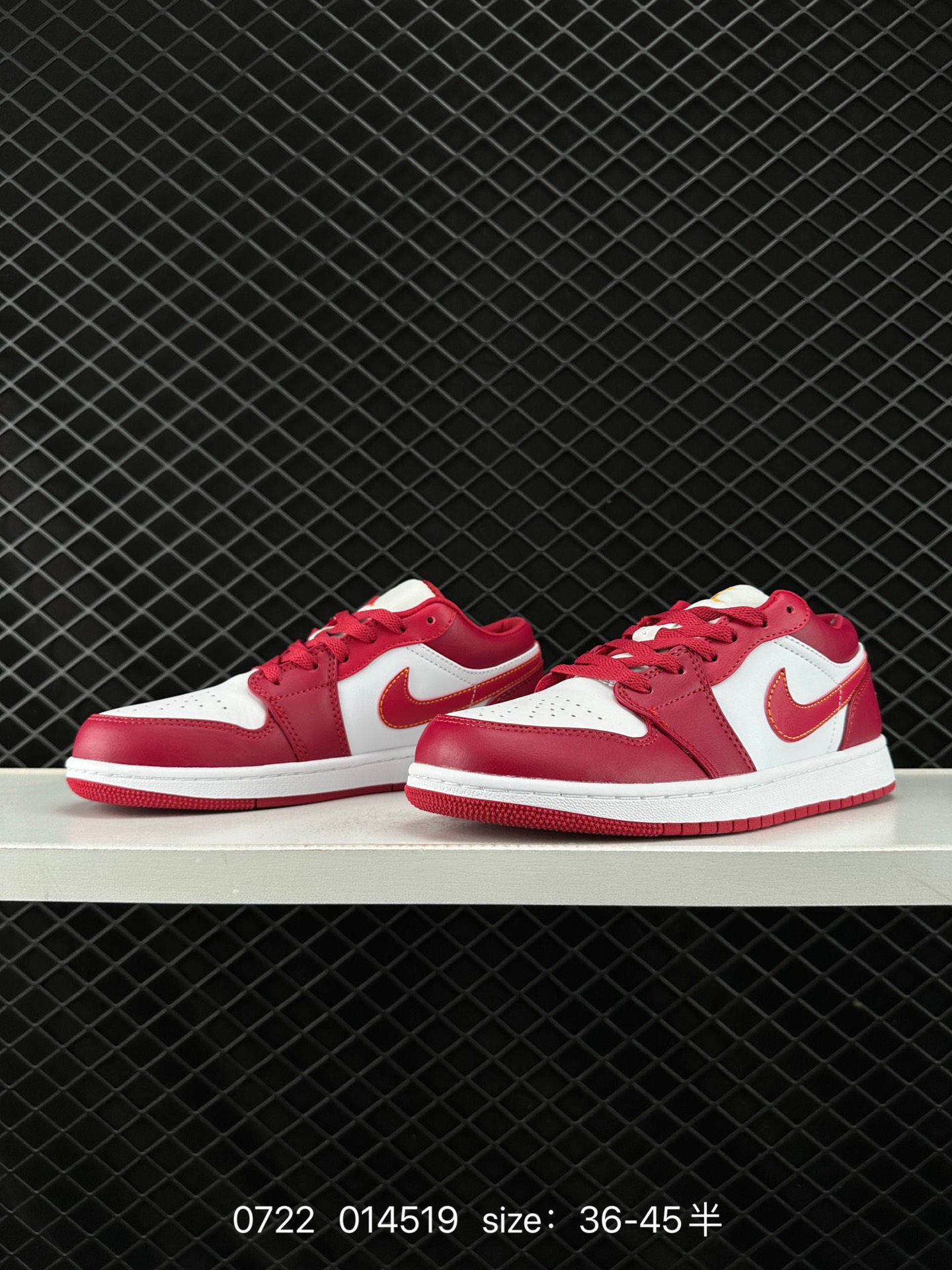 Air Jordan 1 Low AJ1